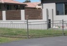 Elingamitefront-yard-fencing-3.jpg; ?>